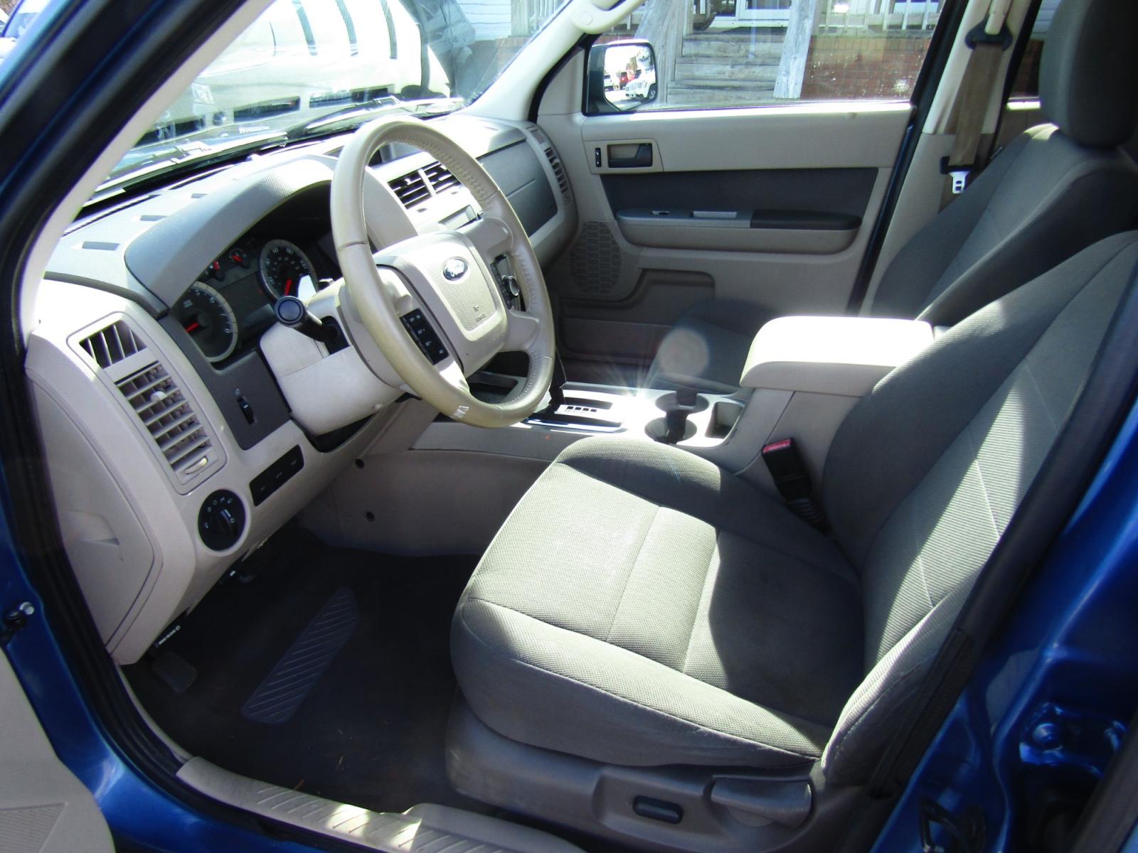 2010 Blue /Black Ford Escape XLT FWD (1FMCU0D72AK) with an 2.5L L4 DOHC 16V engine, Automatic transmission, located at 15016 S Hwy 231, Midland City, AL, 36350, (334) 983-3001, 31.306210, -85.495277 - Photo #3